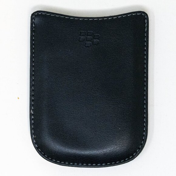 Blackberry Leather Pouch - Picture 2 of 2